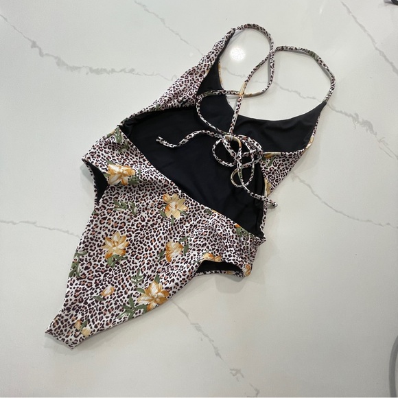 Hurley Jungle Cat One Piece Swimsuit - Picture 6 of 8